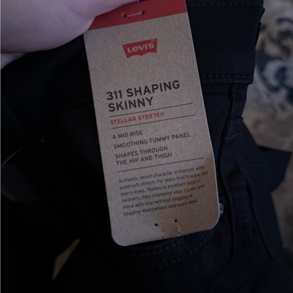 Levi's 311 Shaping Women's Black Skinny Jeans - Picture 6 of 6